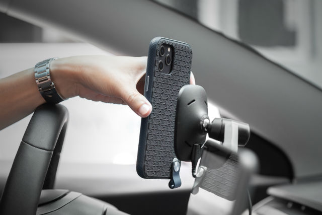 Carcasa Moshi Altra iPhone 12 Mini con correa