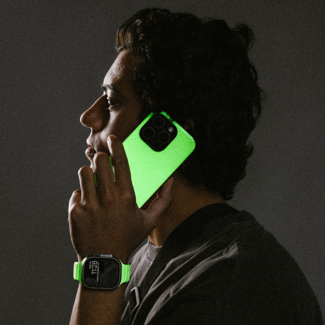 Carcasa Nomad Sport iPhone 15 Series Glow 2.0 fluorescente