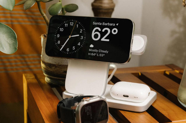 Nomad base de carga inalámbrica MagSafe 15W 3 en 1 Stand One Max Apple Watch