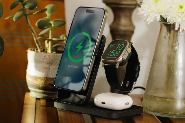 Nomad base de carga inalámbrica MagSafe 15W 3 en 1 Stand One Max Apple Watch