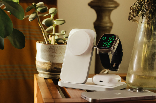 Nomad base de carga inalámbrica MagSafe 15W 3 en 1 Stand One Max Apple Watch